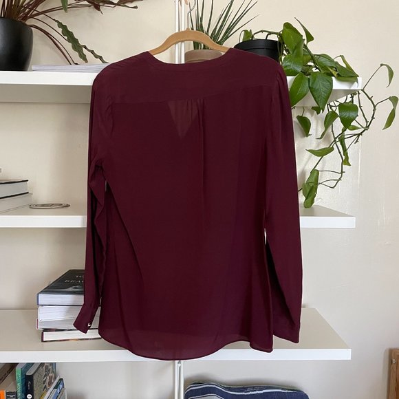 Banana Republic Silk Blouse - Picture 3 of 4